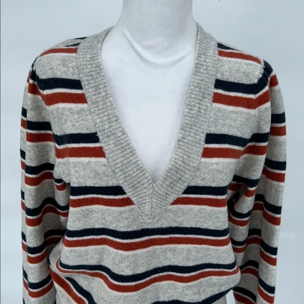 New Madewell V-Neck Sweater Striped Westgate V-Neck Sweater in Coziest Yarn Sz M - Picture 5 of 12